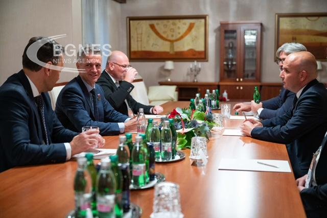 Кючюк и премиерът на Словения обсъдиха членството на България в Шенген