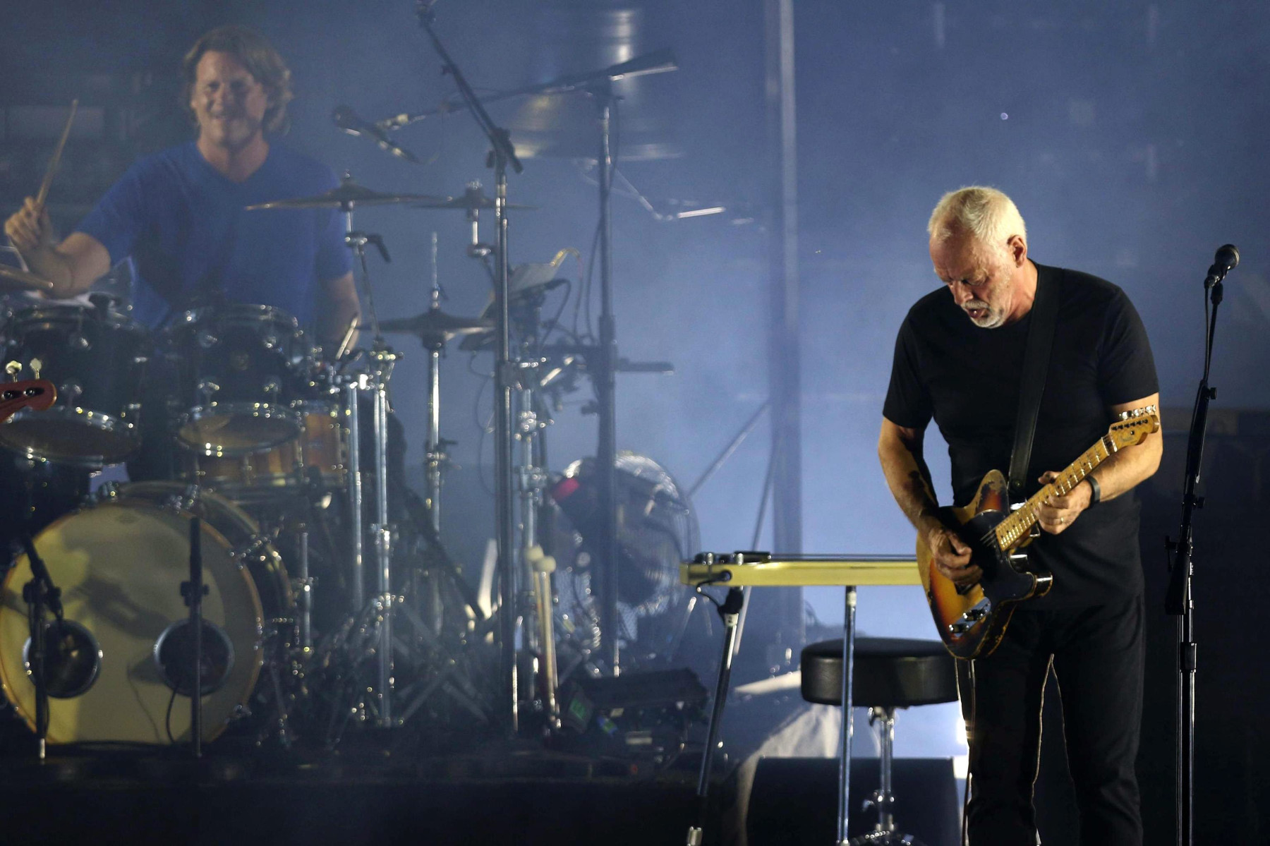Pink Floyd премахва музиката си от платформи на Русия и Беларус