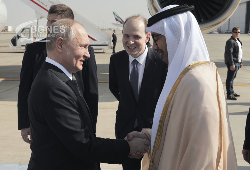 Путин пристигна в ОАЕ за разговори с президента Мохамед бин Зайед ал-Нахаян