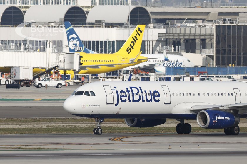 JetBlue и Spirit Airlines отмениха сливането си