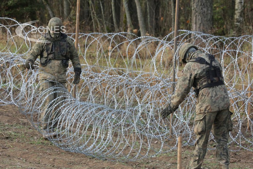 Полша укрепва границата си с Беларус с още 10 000 войници