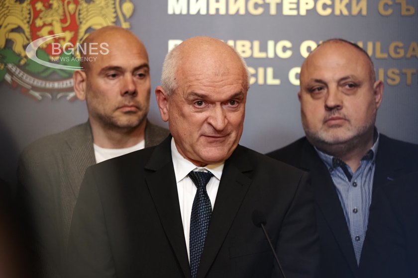 Главчев: До 15 май изплащаме на земеделците парите по украинската помощ