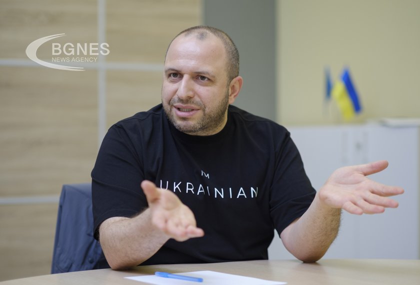 Украинският парламент избра Умеров за нов министър на отбраната