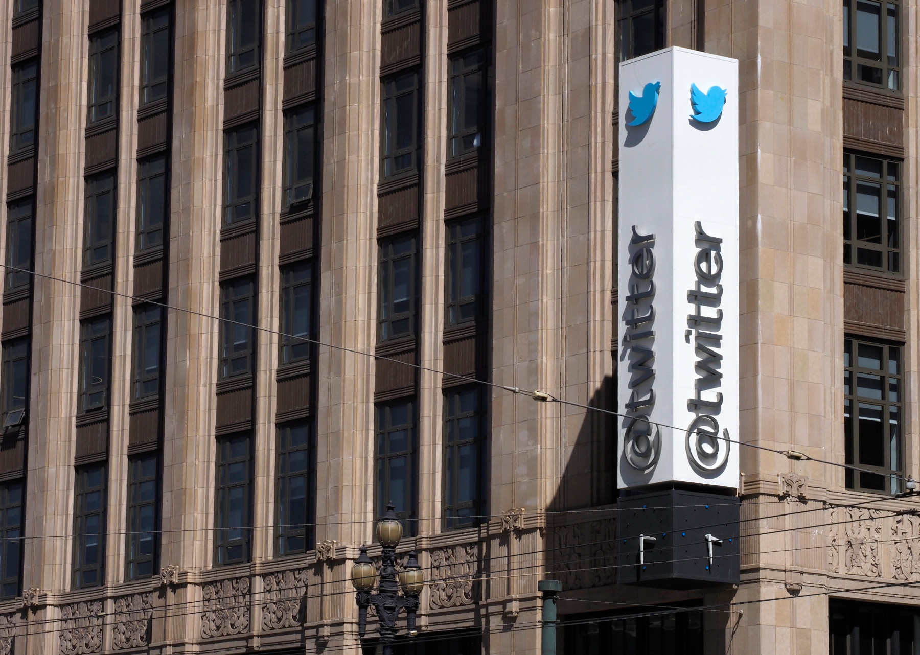 Twitter забранява отричането на климатичните промени