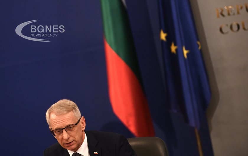 Парламентът гласува оставката на кабинета „Денков“