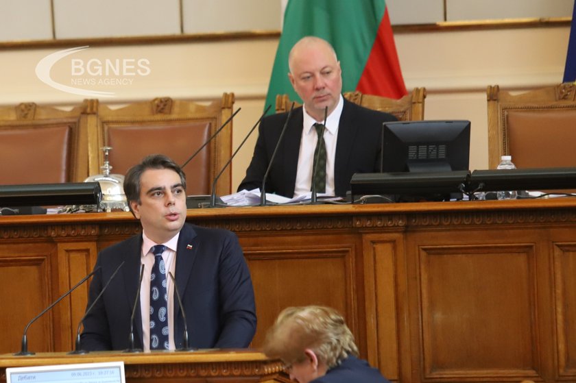 Парламентът прие на първо четене поредно удължаване на бюджета