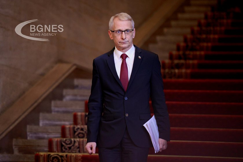 Денков: Конституционните промени в РСМ са вътрешен проблем, Скопие трябва да свърши „домашната си работа“