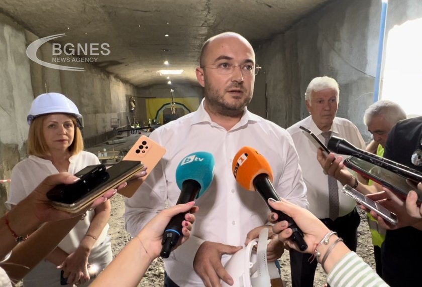 Георгиев: Ако бюджетът не мине, 2 200 деца остават без градини, а София остава разкопана