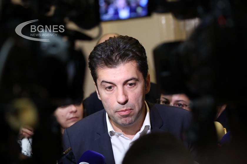 Петков: Пред ГЕРБ има три избора да решат какво ще правят
