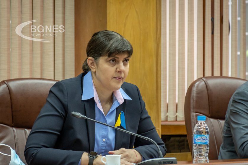 Лаура Кьовеши ще се срещне с Денков и ръководството на МВР