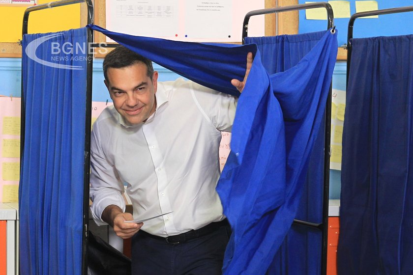 Мицотакис, Ципрас и Андрулакис гласуваха на предсрочния вот в Гърция