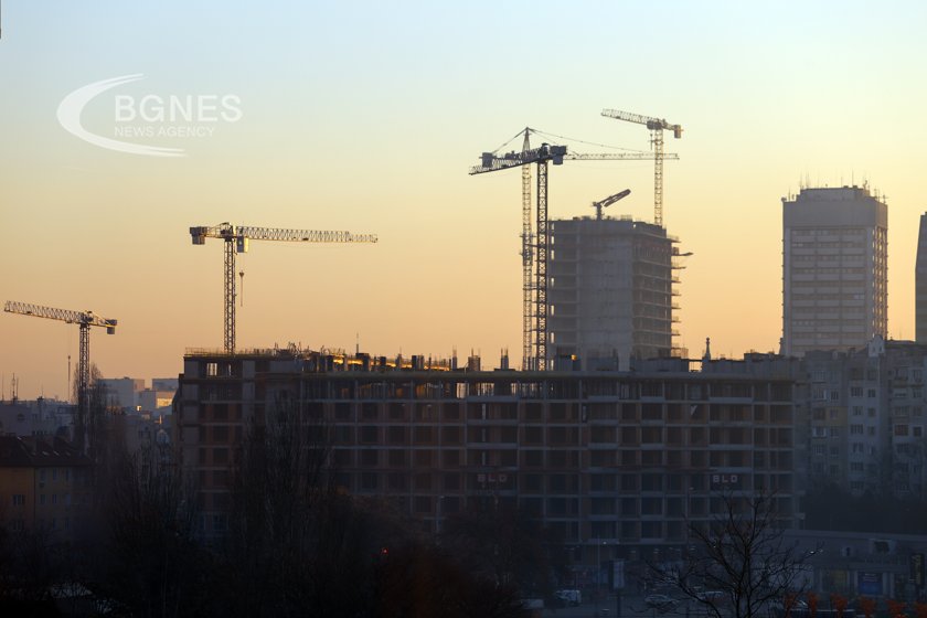 6 май не се компенсира с допълнителен почивен ден, напомнят от ГИТ