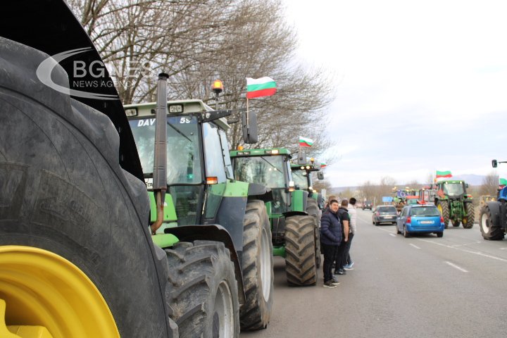 Изтича срокът за заявления от земеделци за държавна помощ заради войната в Украйна