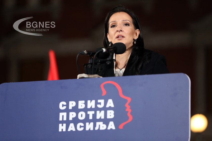 Мариника Тепич: Пред Брюксел Вучич е по-нисък и от маково зрънце