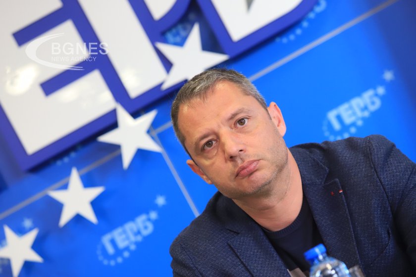 Делян Добрев: Да продадем оборудването за "Белене" на Украйна