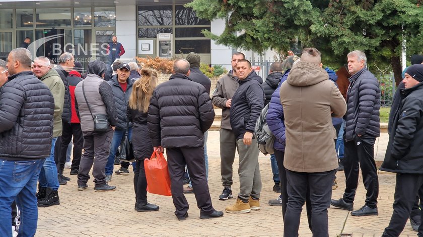 Синдикати и миньори от Раднево излязоха на нов протест 