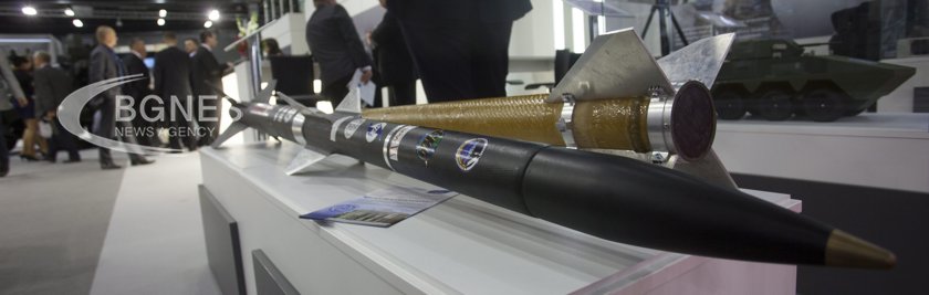Блумбърг: Предизвикателствата пред Европа в снабдяването на Украйна с оръжие 