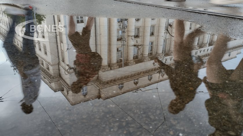 Значителна облачност с превалявания и гръмотевици в Югозападна България