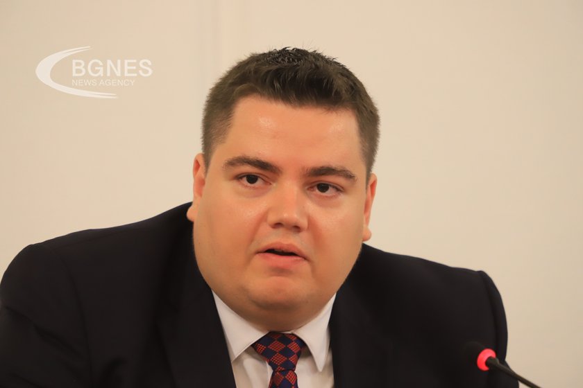 Стою Стоев:  Има проект за промяна на Конституцията