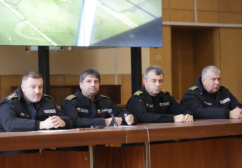 СДВР: БФС са поискали от УЕФА мач без публика