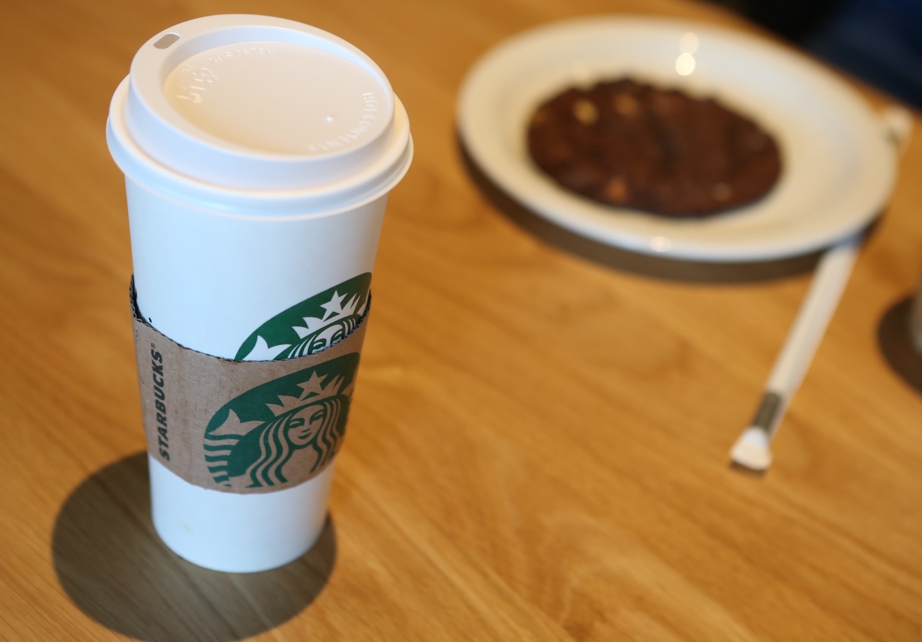 „Starbucks” пуска кафе напитки със зехтин в Италия