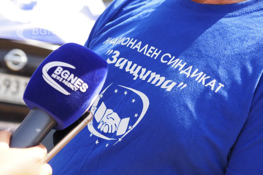 Протест: Спешна помощ е в клинична смърт