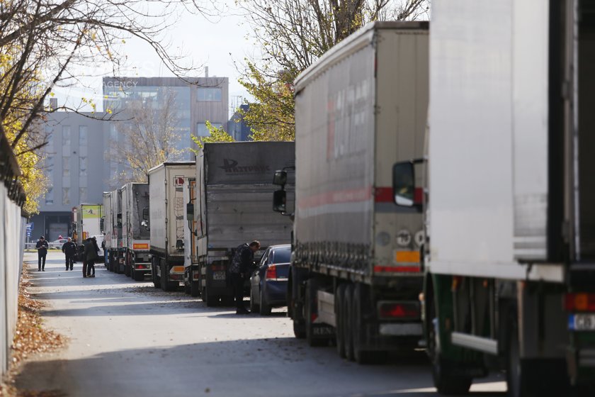 МВР: ЦИК даде разрешение за транспорт на машините в страната, после поиска да се върнат