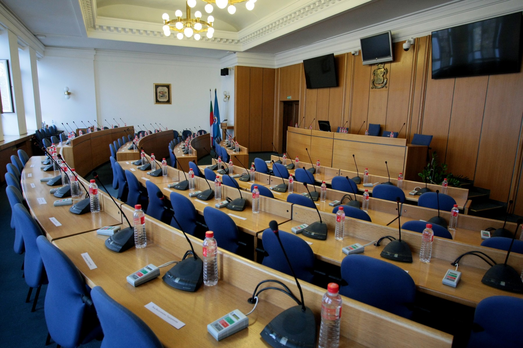 Общинарите „кръщават” улици и пространства на проф. Чирков, Златю Бояджиев и Славка Славова