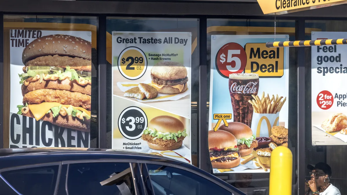 75 болни в резултат на тежка инфекция с E. Coli в McDonald's в САЩ