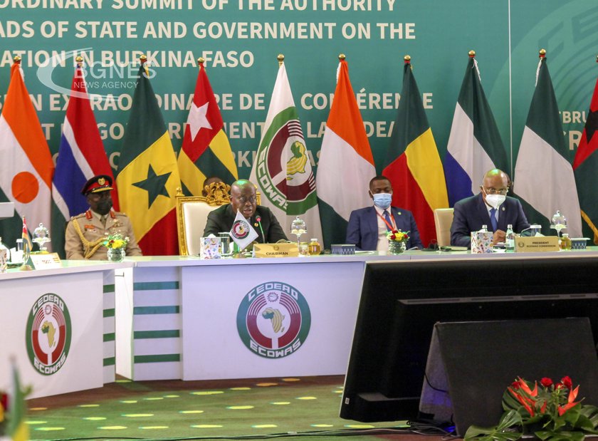 ECOWAS: Военната намеса в Нигер е крайна мярка