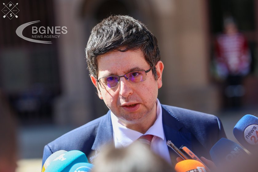 Чобанов: Пазарът на платежни услуги се променя динамично през последните години