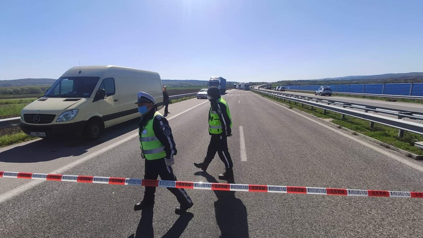 Трима загинали и двама ранени при катастрофа на „Тракия”