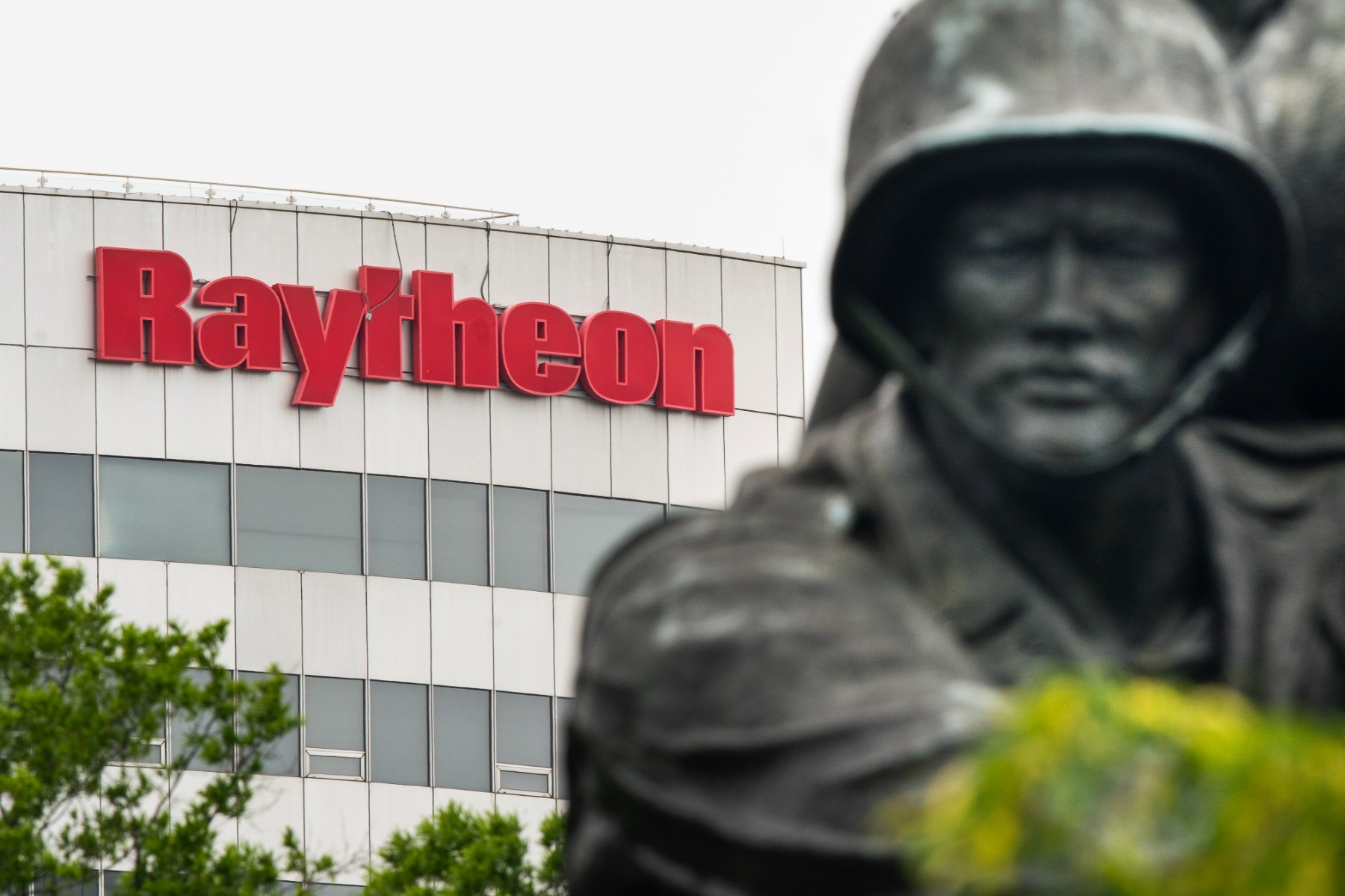 Raytheon ще произвежда ракетни системи за Украйна