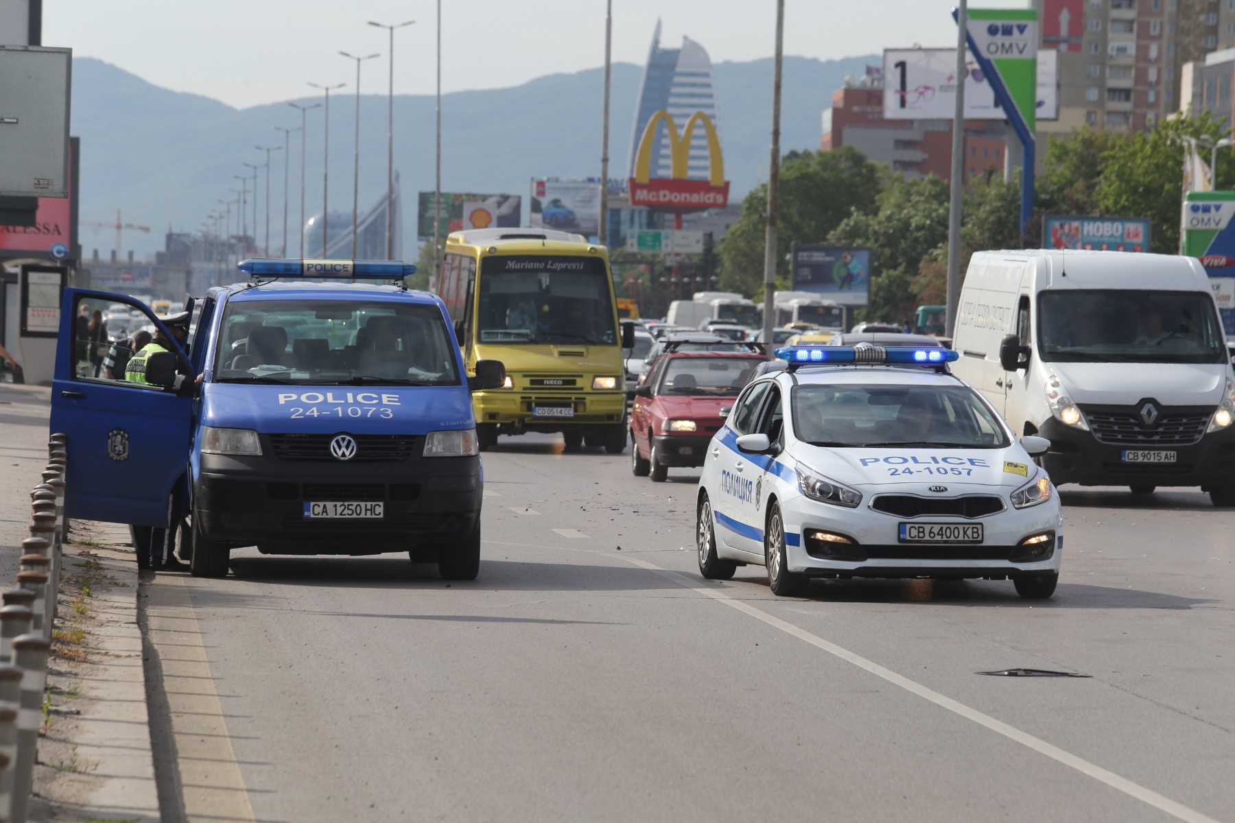 Автобус на градския транспорт катастрофира на Цариградско