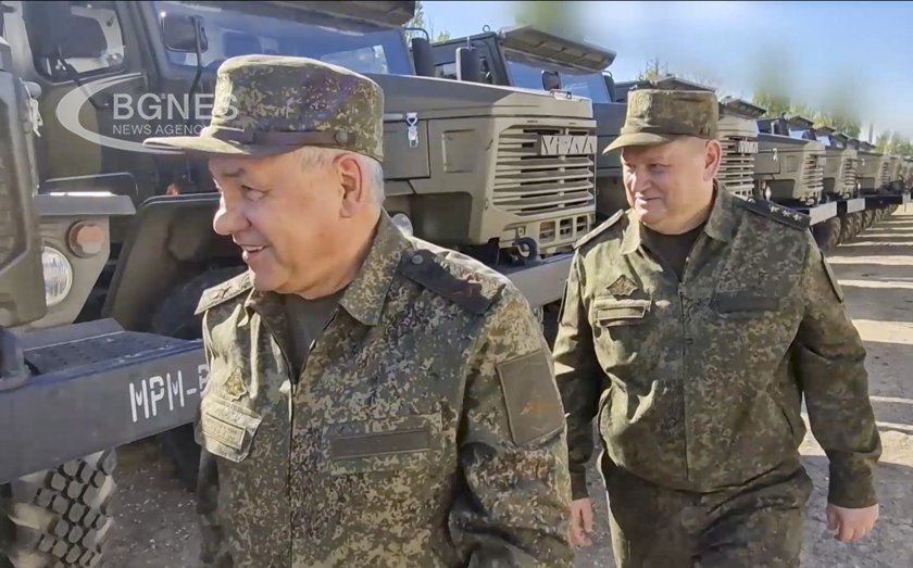 Сергей Шойгу инспектира руските войски в Запорожие