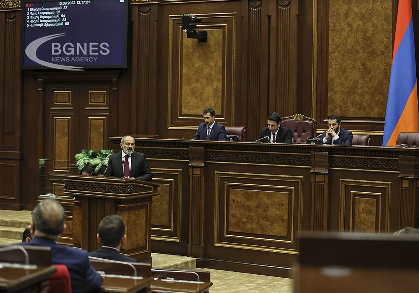 Армения ратифицира учредителния договор на МНС