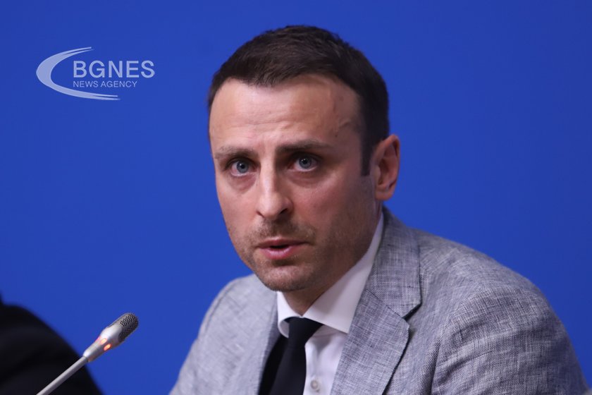 Бербатов: Подкрепям протеста срещу БФС, стига да е мирен и законен
