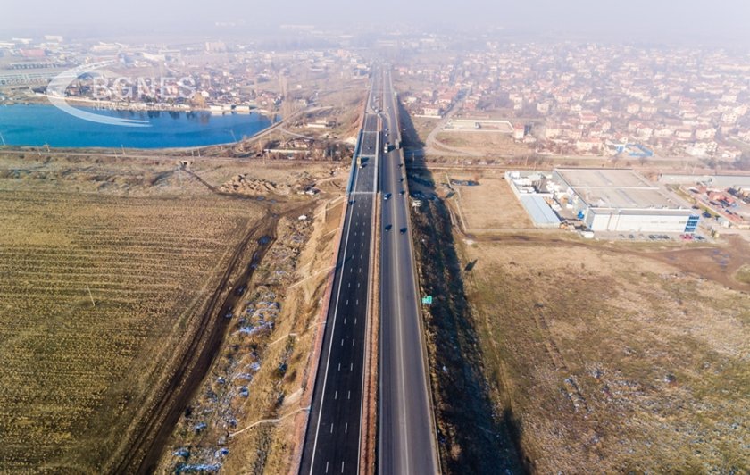 Има нарушения при възлагането на дейности от АПИ на стойност над 710 млн. лв.