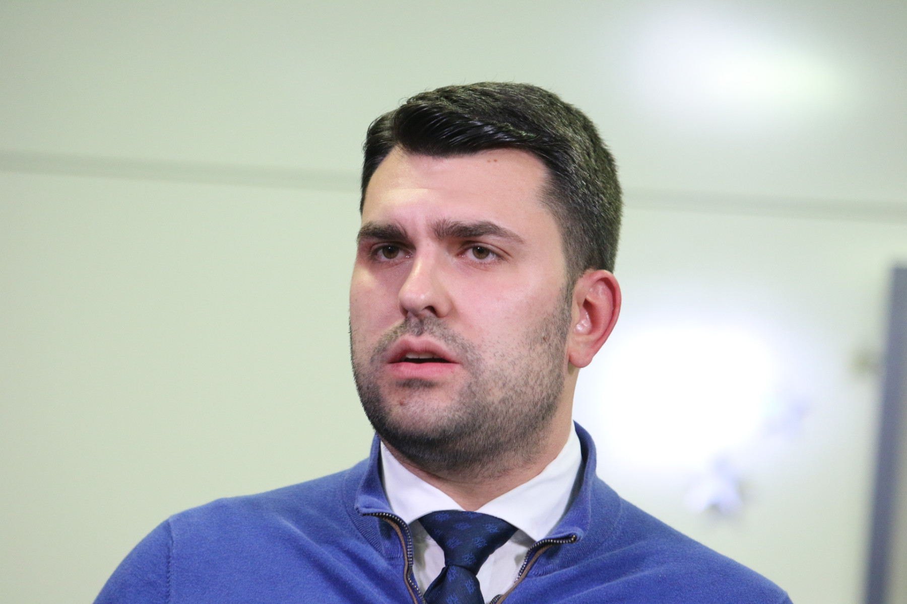 Георг Георгиев: Бориславова не познава и нарушава Конституцията