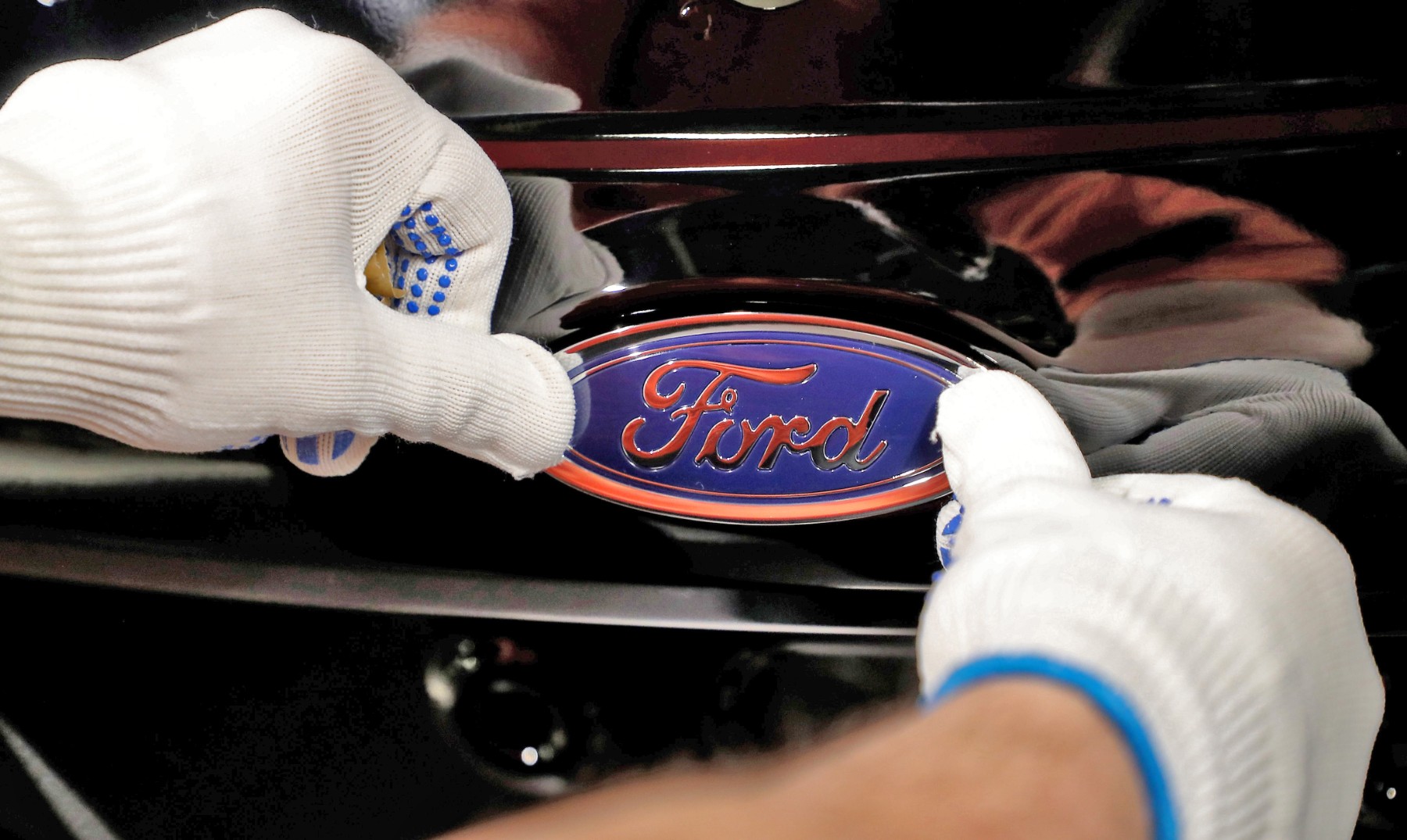 Ford изгражда нов завод за електрически батерии