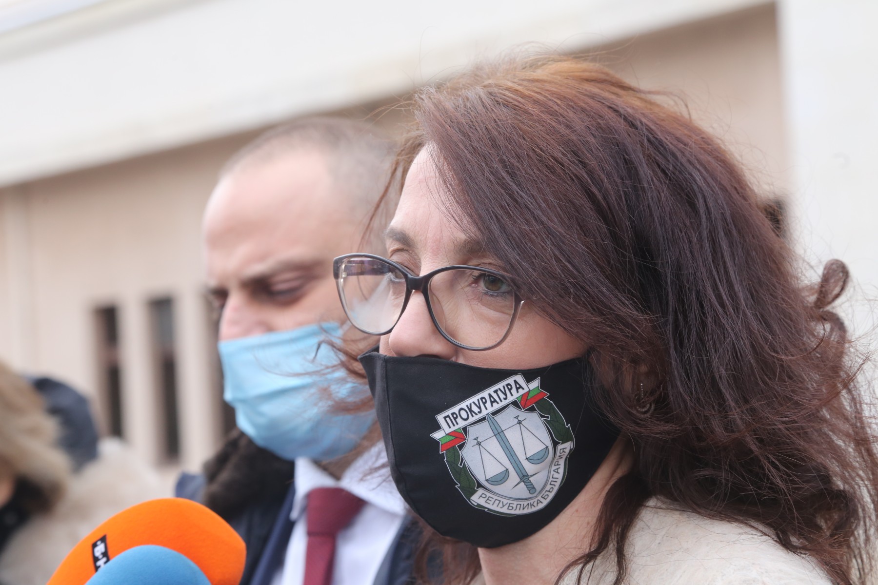 Спецпрокуратурата: Има досъдебно производство за къщата в Барселона, няма нахлуване в президентството
