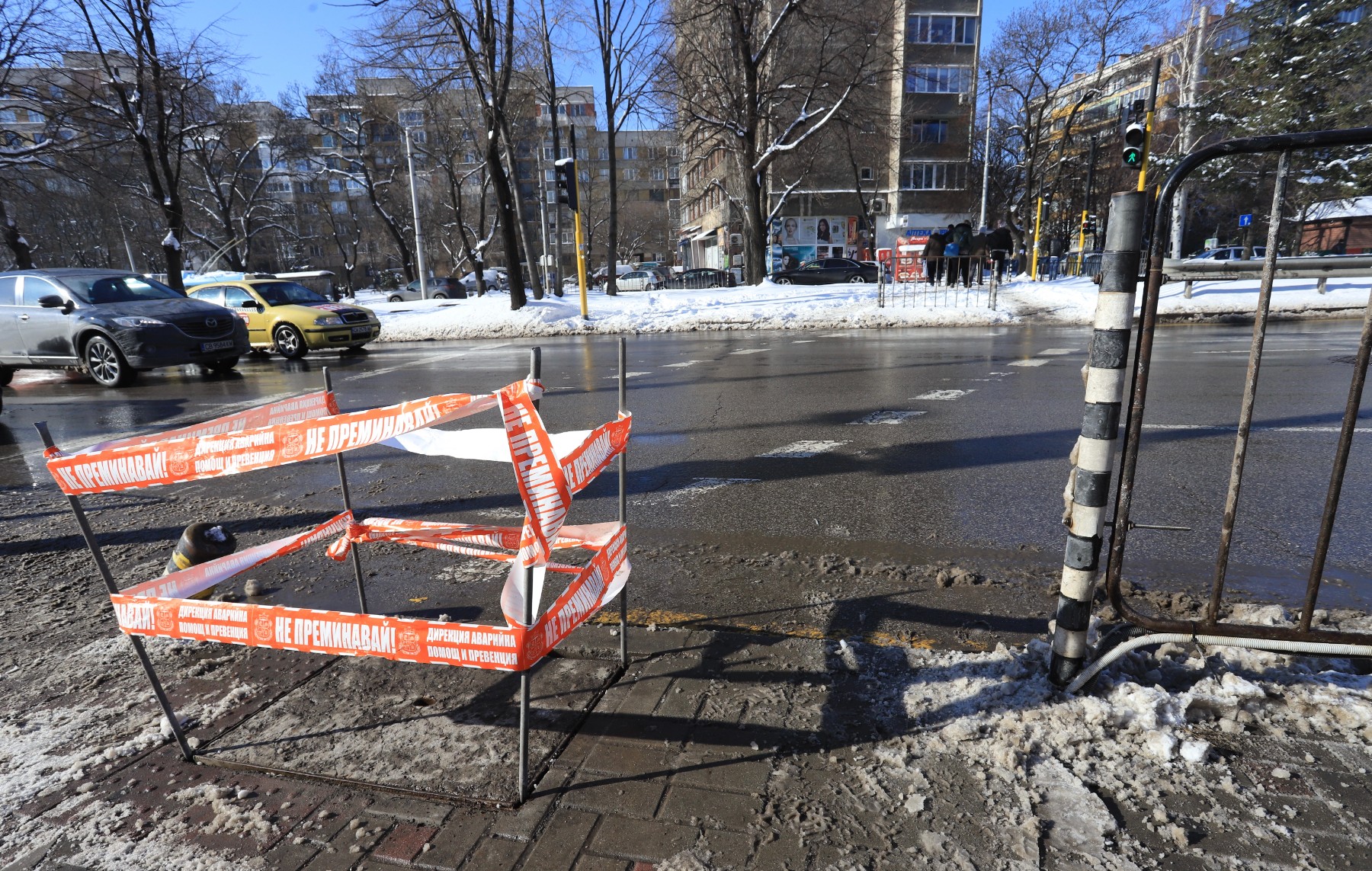 Няма причинно-следствена връзка между строителните дейности и смъртта на момчето, починало при токов удар от улична шахта
