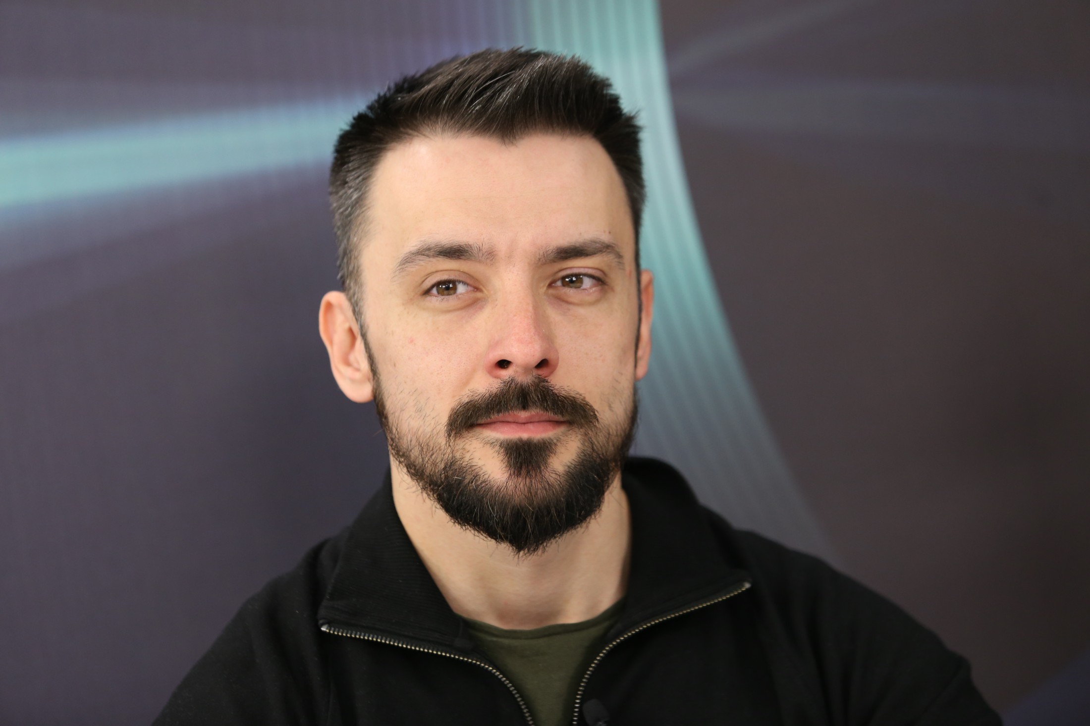 Кристиян Шкварек: Политическият живот се превръща в шоу