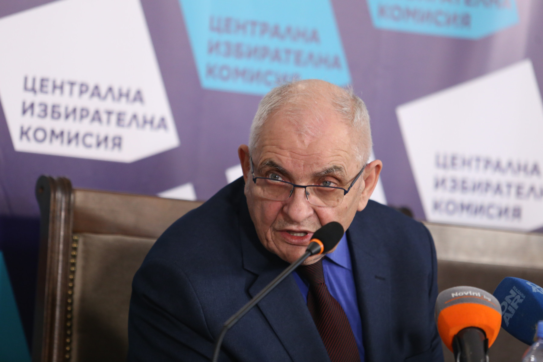 Димитров: ЦИК научи за новите 150 машини от прокуратурата