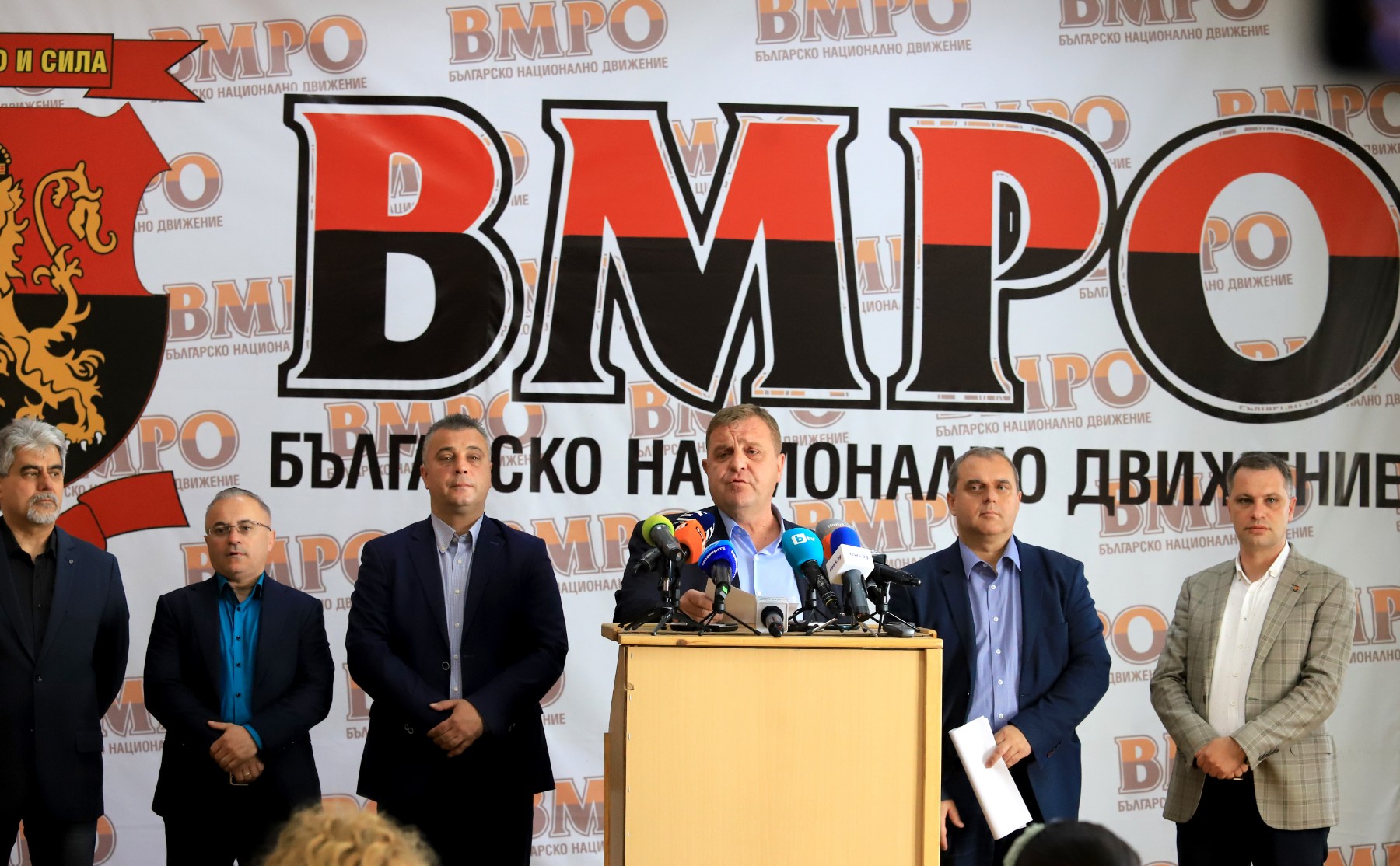 Михов и Сиди до Рашков: Изтичат лични данни, изборният процес е застрашен