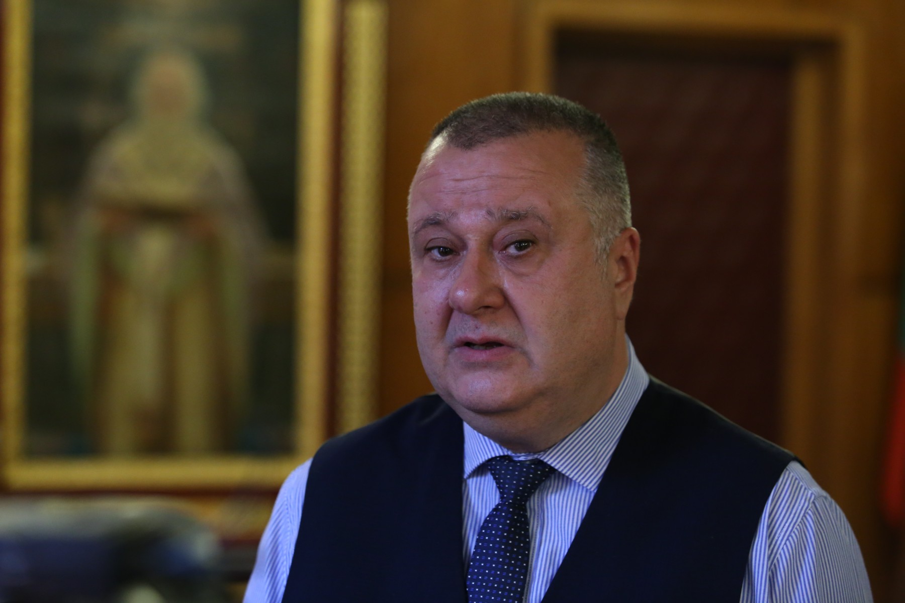 Проф. Емануел Мутафов: Народният театър – от зрелище към позорище