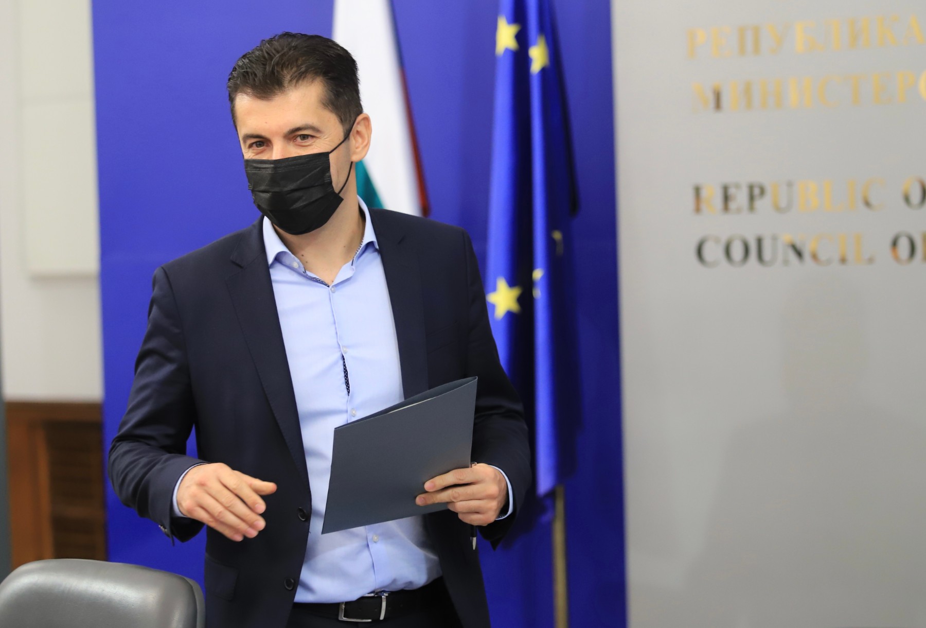 Кирил Петков: 1,3 млрд. за тока и около 200 млн. за газ