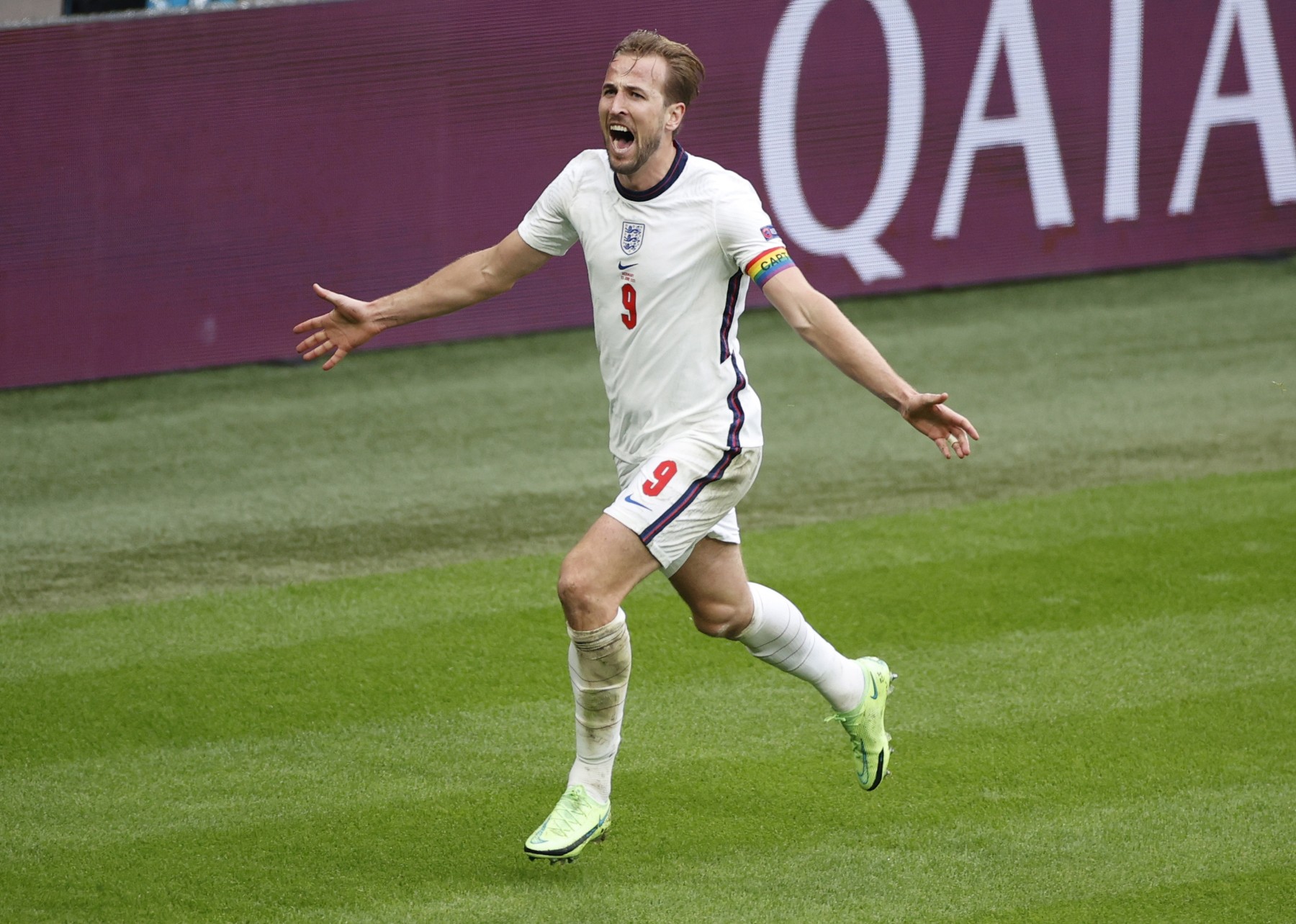 Англия удари Германия с късни голове за 1/4-финал на Евро 2020