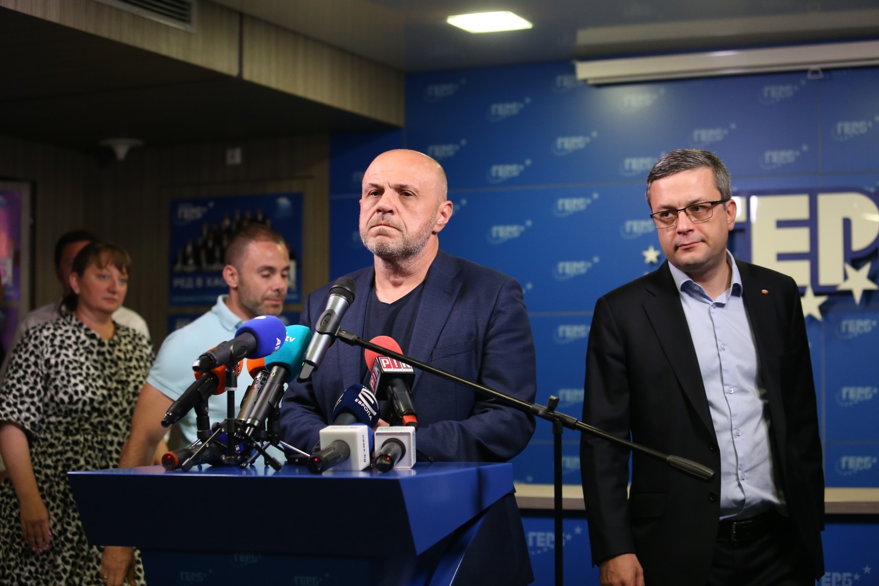Томислав Дончев: Опитите за изчегъртване са неуспешни