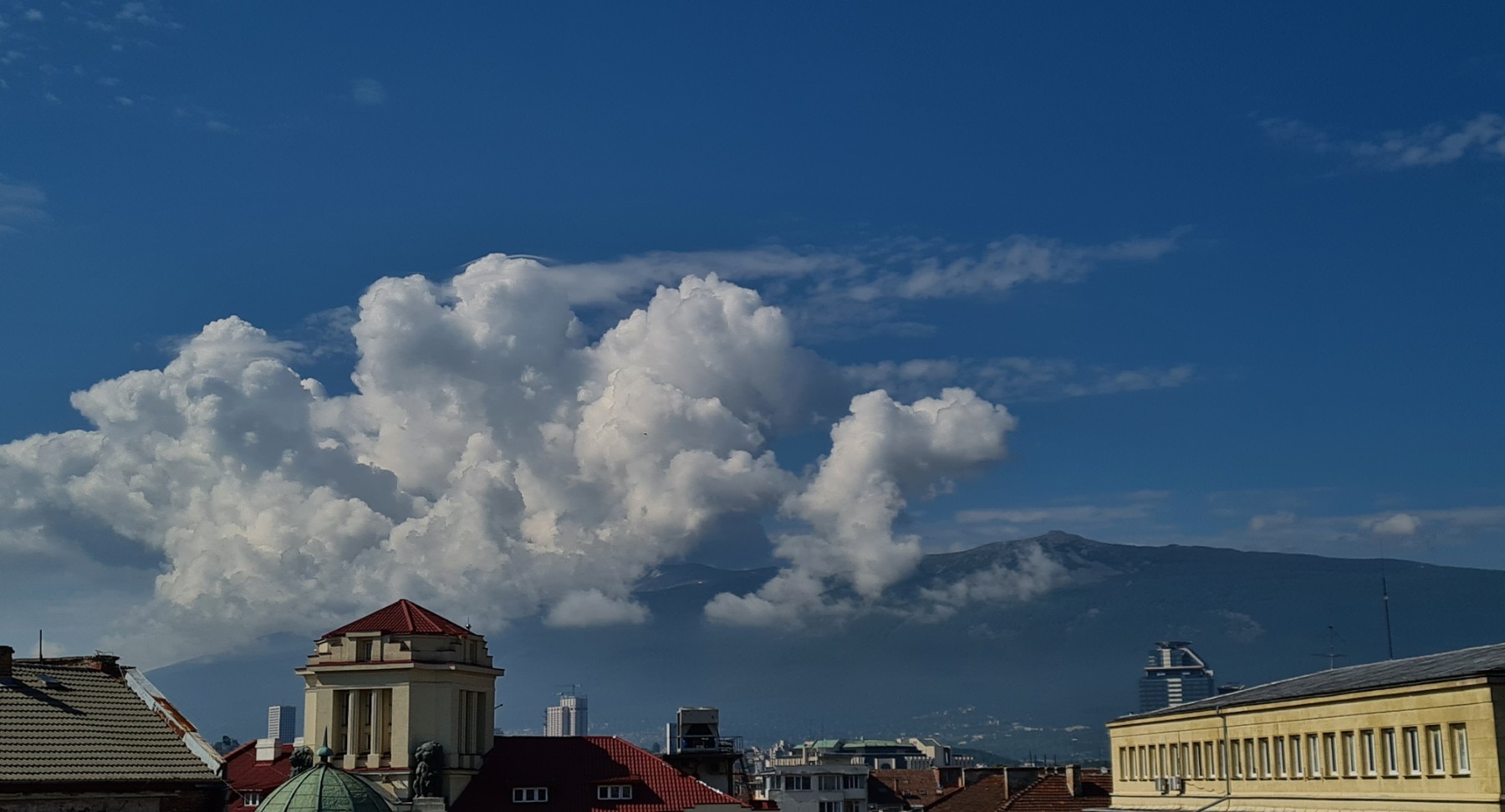 Валежи в Северна и Западна България